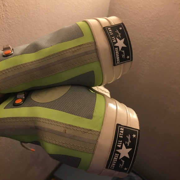 Converse - Picture 2 of 4